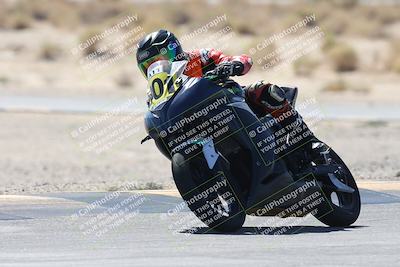 media/Oct-02-2025-Racers Edge (Thu) [[2c91cb6ab3]]/3-B Group/Session 3-Turn 16 (12pm)/